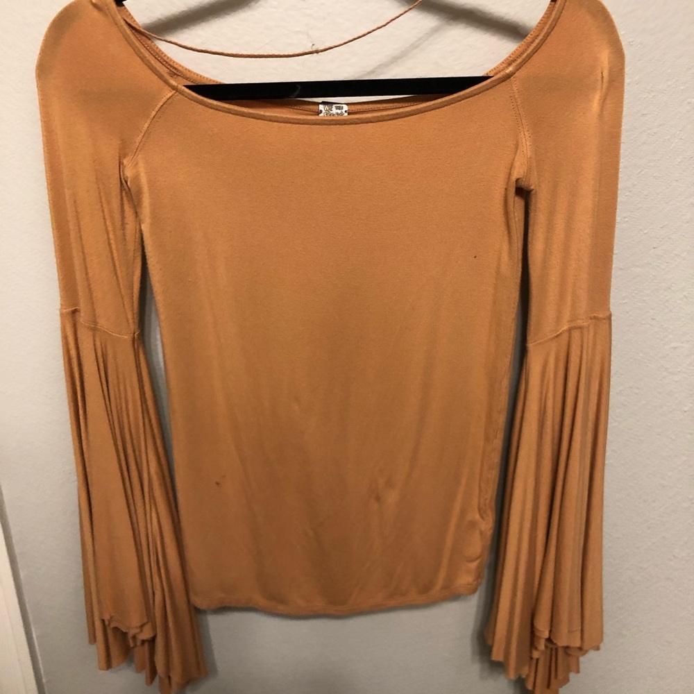 FREE PEOPLE RUST BELL SLEEVE SHIRT XS
